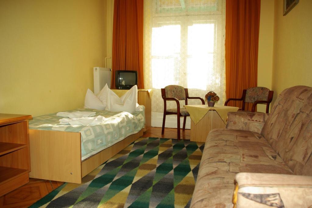 Osrodek Wypoczynkowy Rzemieslnik Hotel Szklarska Poreba Room photo